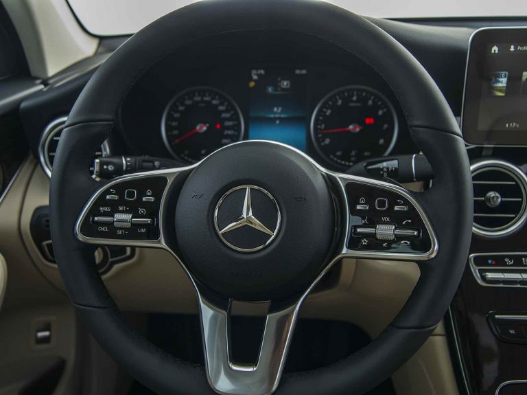 Mercedes GLC 200 2021-10